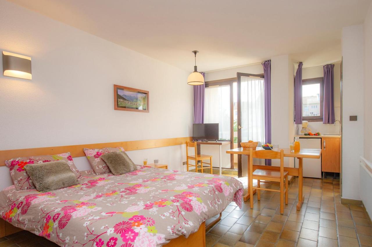 Residence Routes Du Monde Atc Bagneres De Bigorre Екстериор снимка